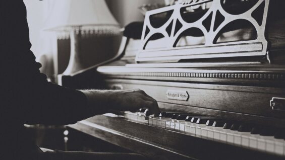 Piano relajante para orar